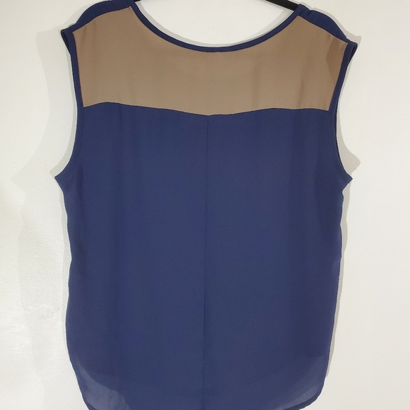 🚫 PASSPORT LOVE Made In USA Blue Sleevless Flowy Tank Size L - Picture 2 of 4